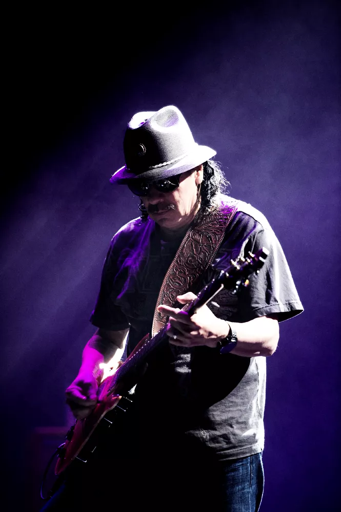 Carlos Santana gennemgår hjerteoperation – aflyser koncerter