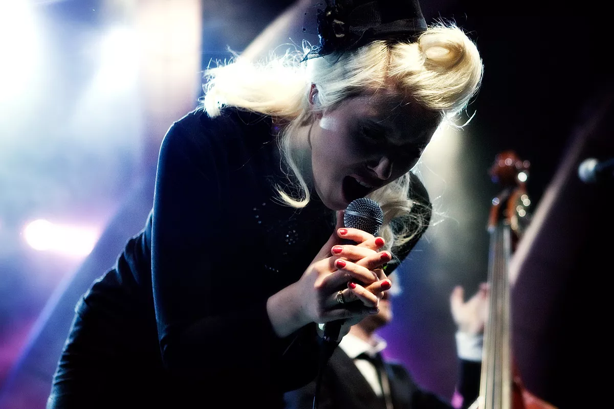 Amanda Jenssen på turné