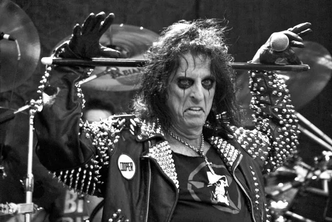 Skogsröj med Alice Cooper 