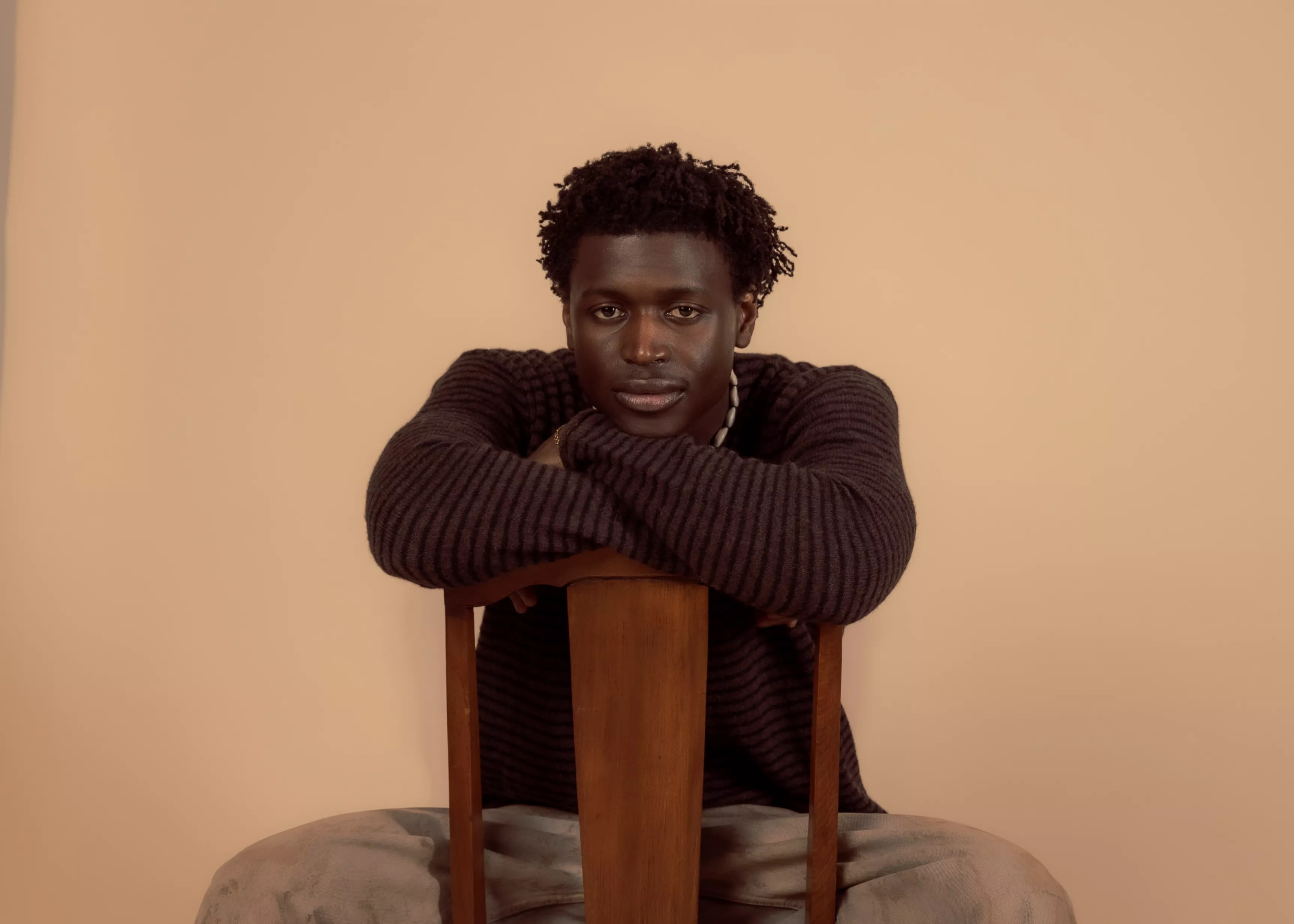 Americana-artisten Mon Rovîa släpper i dag albumet "Bloodline".