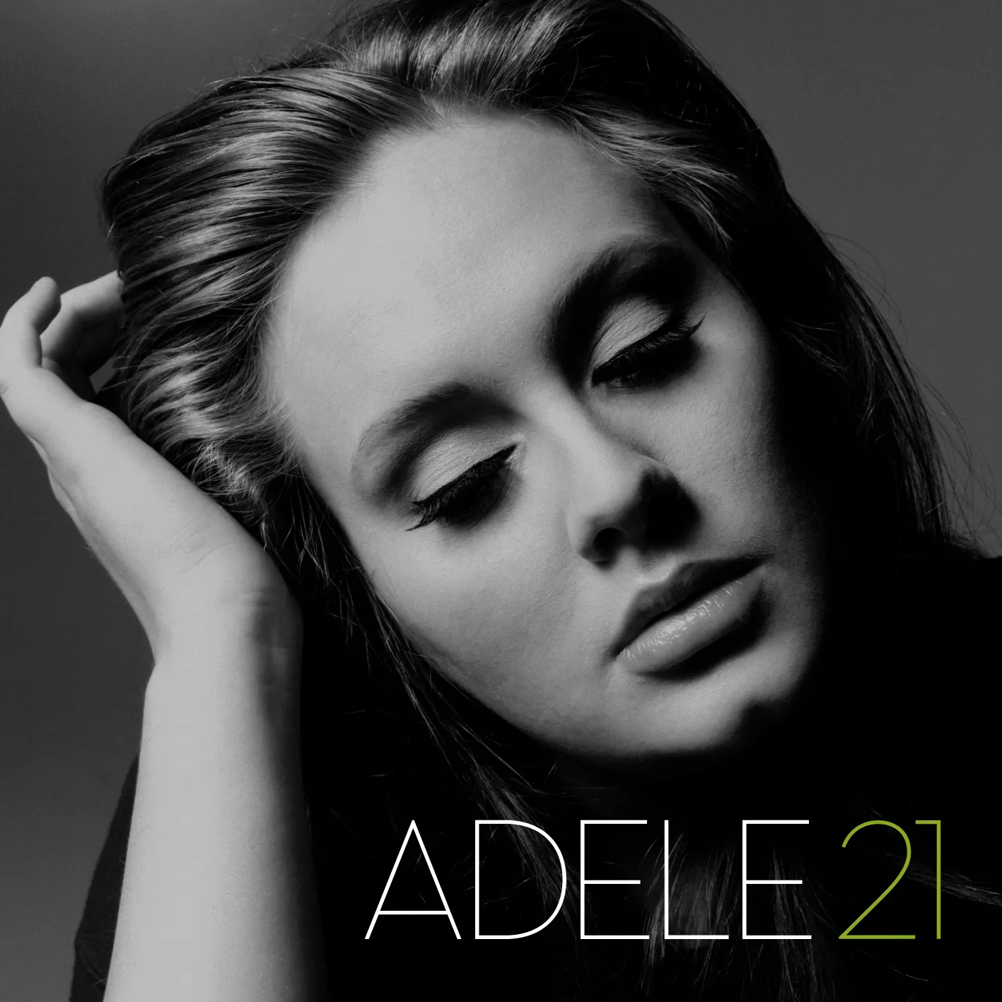 Adele klättrar upp i topp