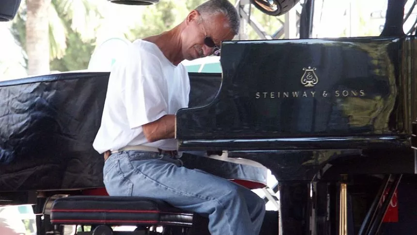 Jazzlegenden Keith Jarrett delvist lammet