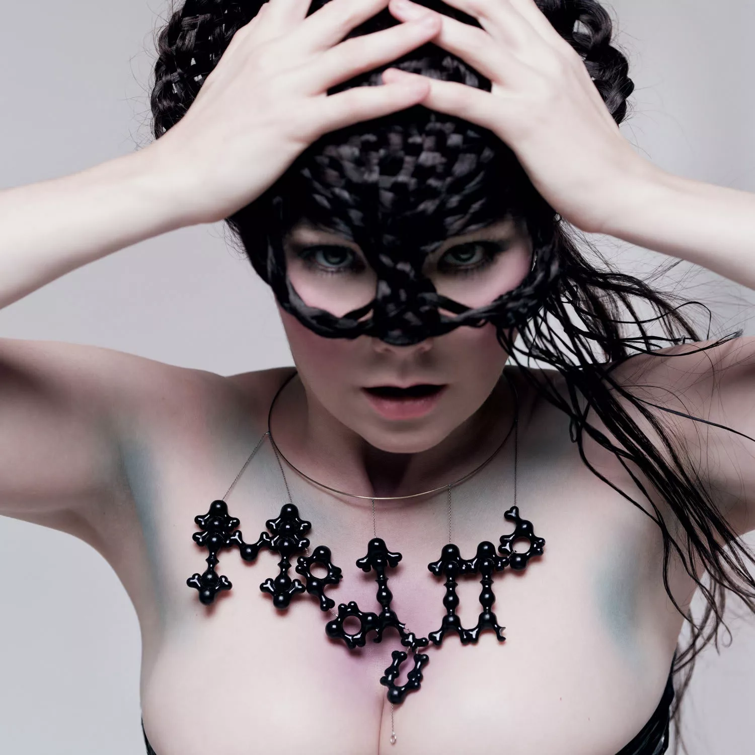 Björk fortæller detaljer om von Triers sexchikane