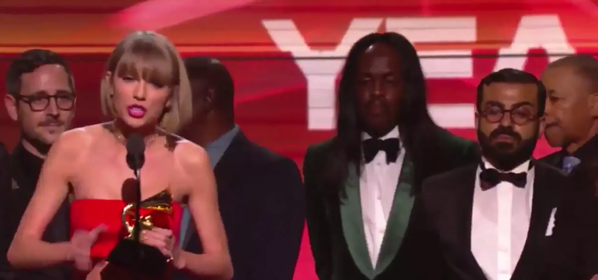 Taylor Swift dissade Kanye West på Grammy