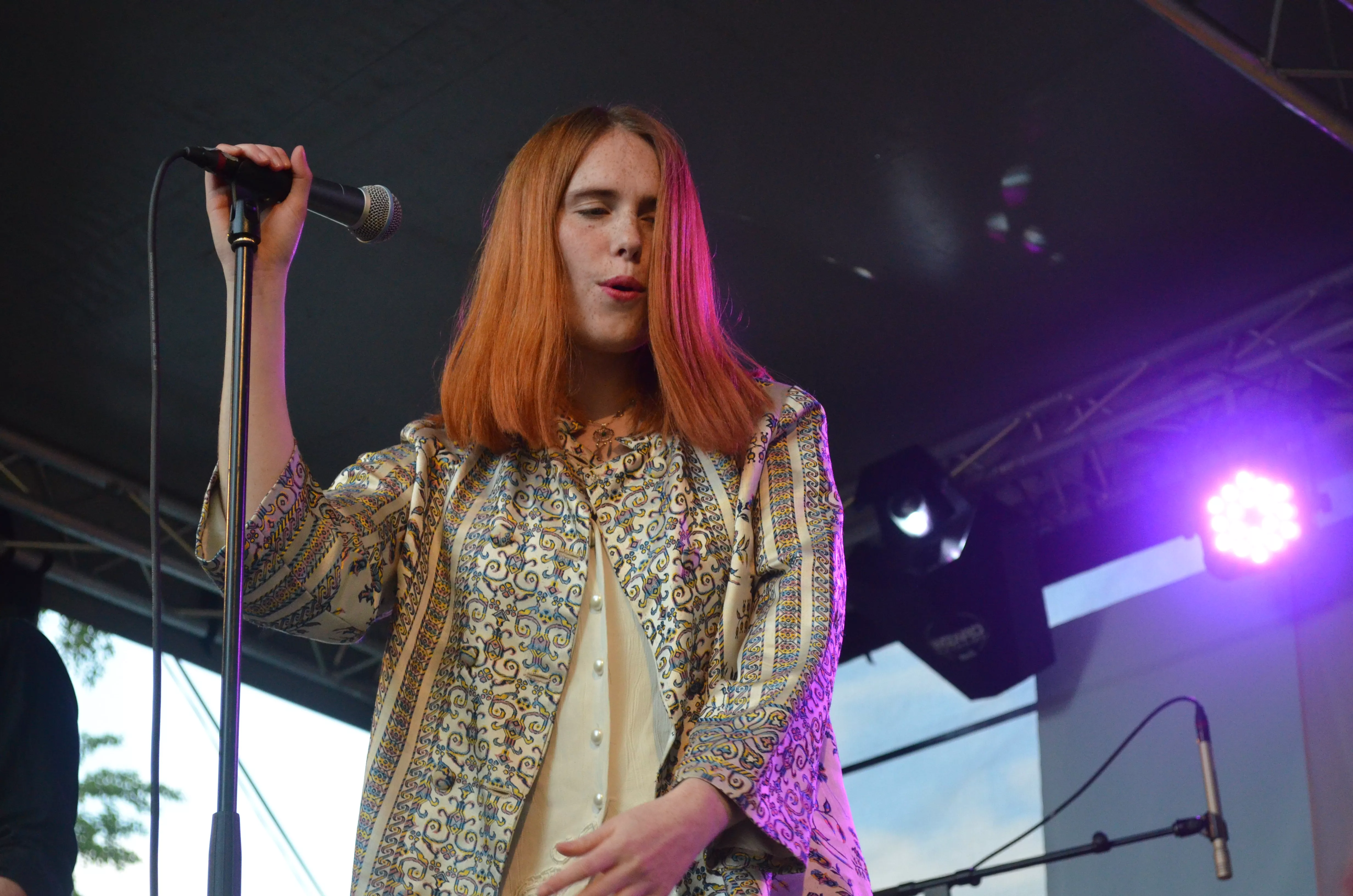 Svenskan kickar ner Florence + The Machine