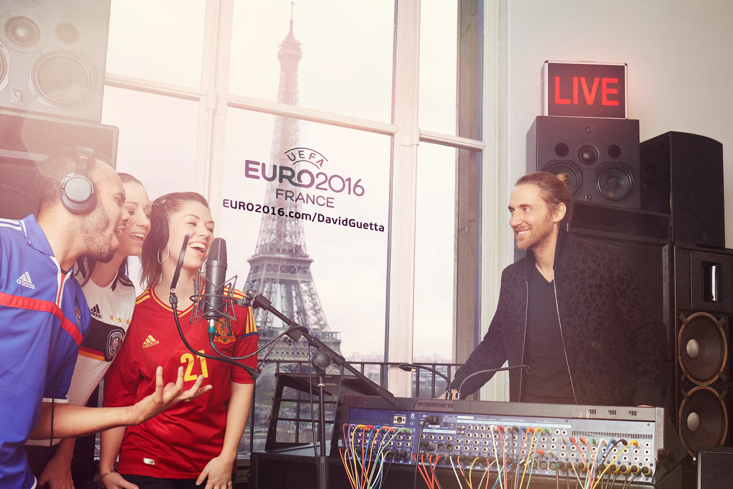 David Guetta inviterer dig med på EM-sangen 2016