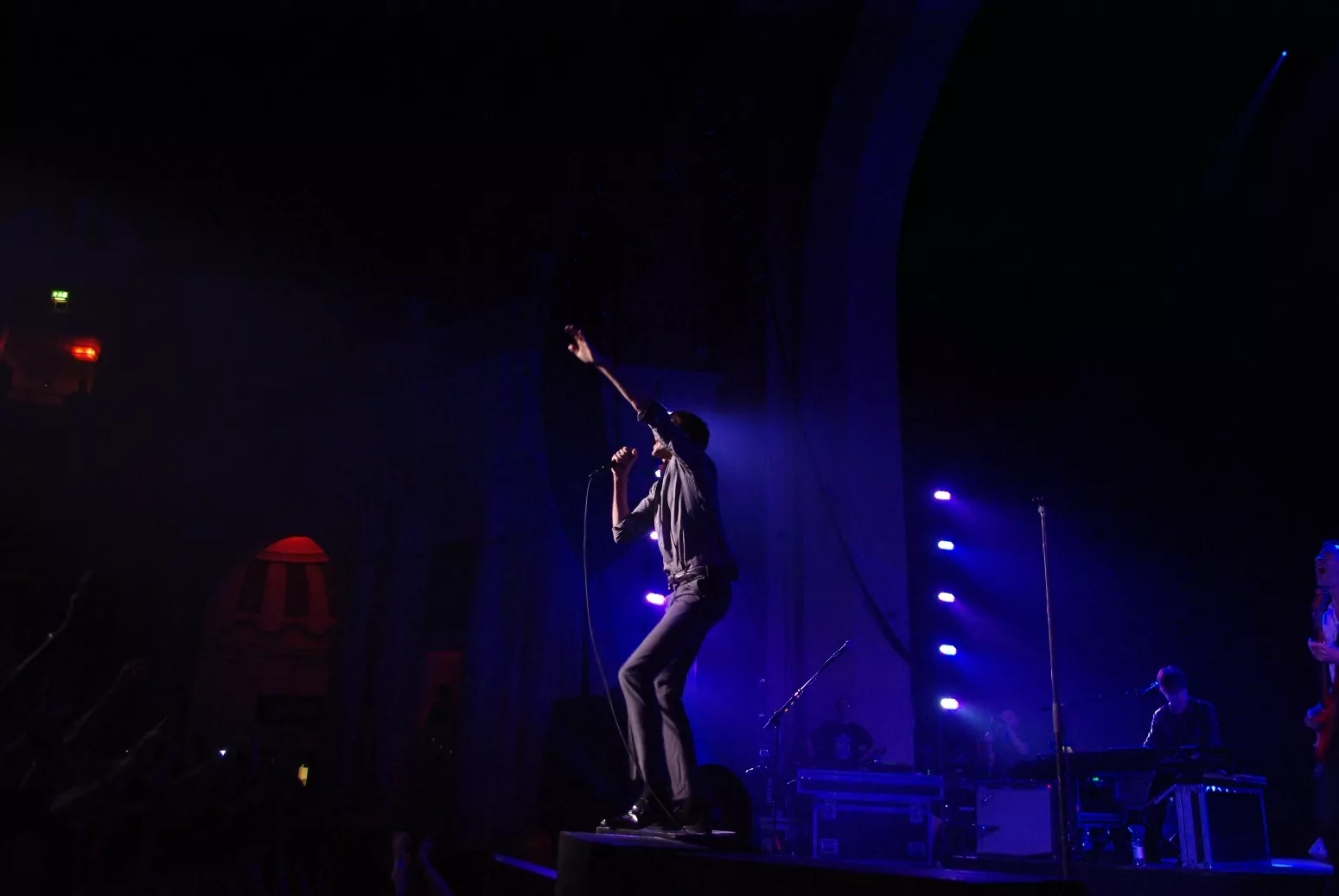 Suede: Playing "Coming Up", Brixton Academy, London