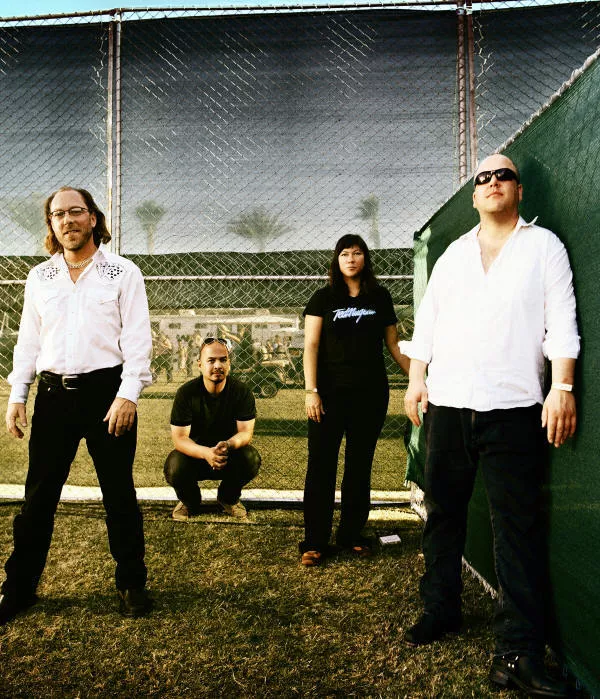 Pixies forærer gratis live-ep væk