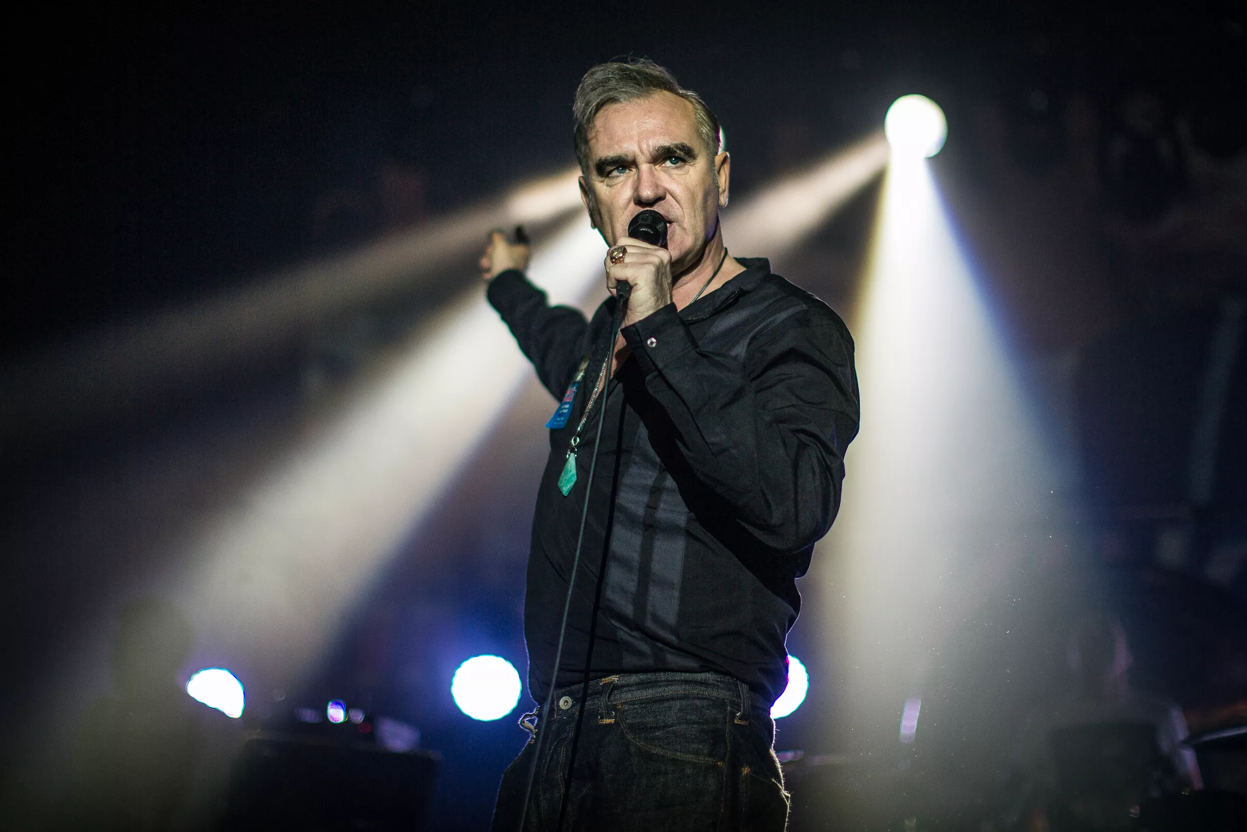 Morrissey premiärspelar ny singel och framför gamla hits