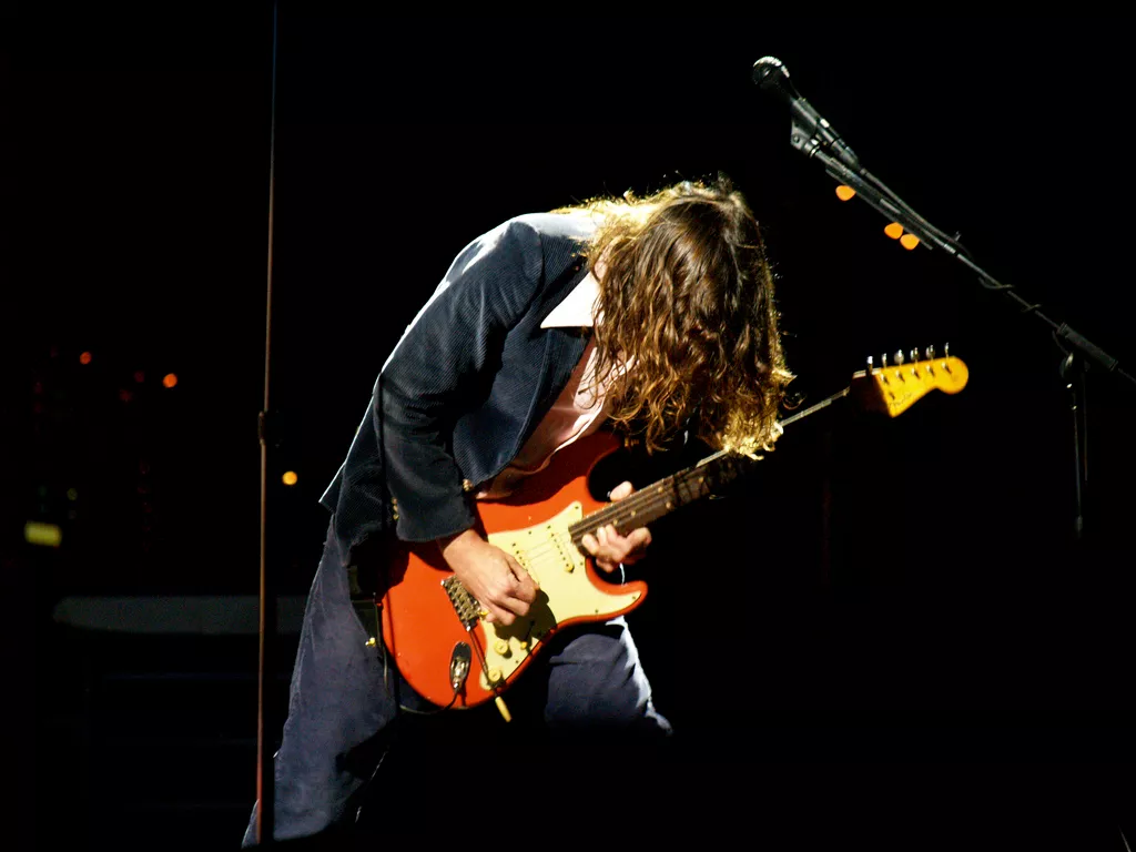 John Frusciante udgiver acid house-plade – hør smagsprøve