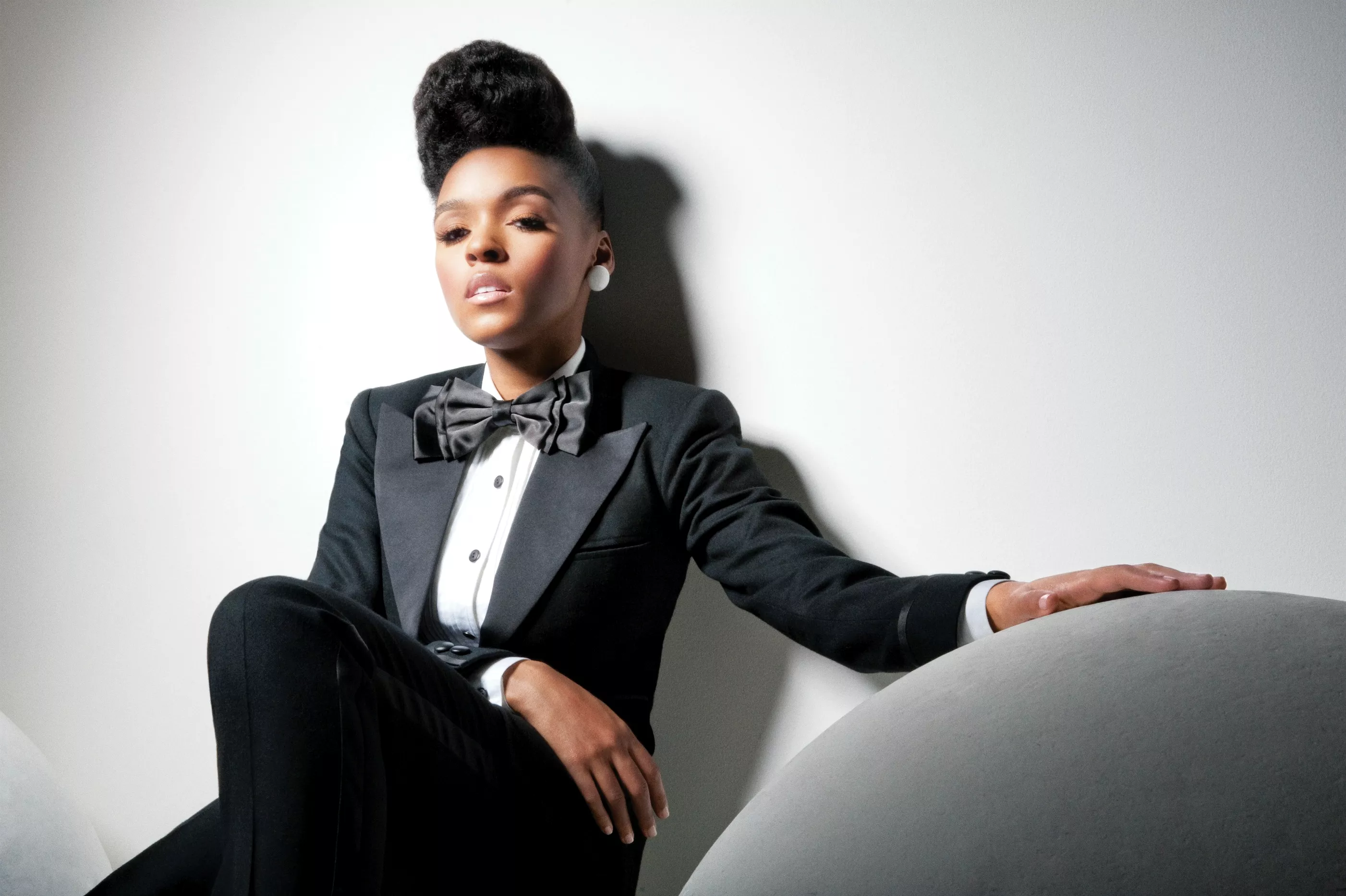 Janelle Monáe utsetter flere konserter
