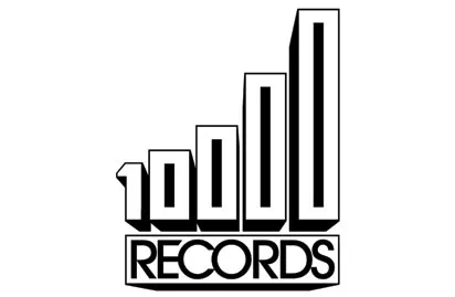 10.000 Records udfordrer pladeindustrien