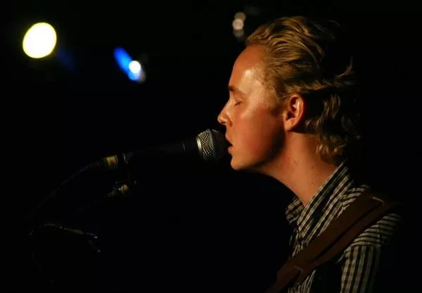 Tobias Stenkjær skriver sange i udlandet