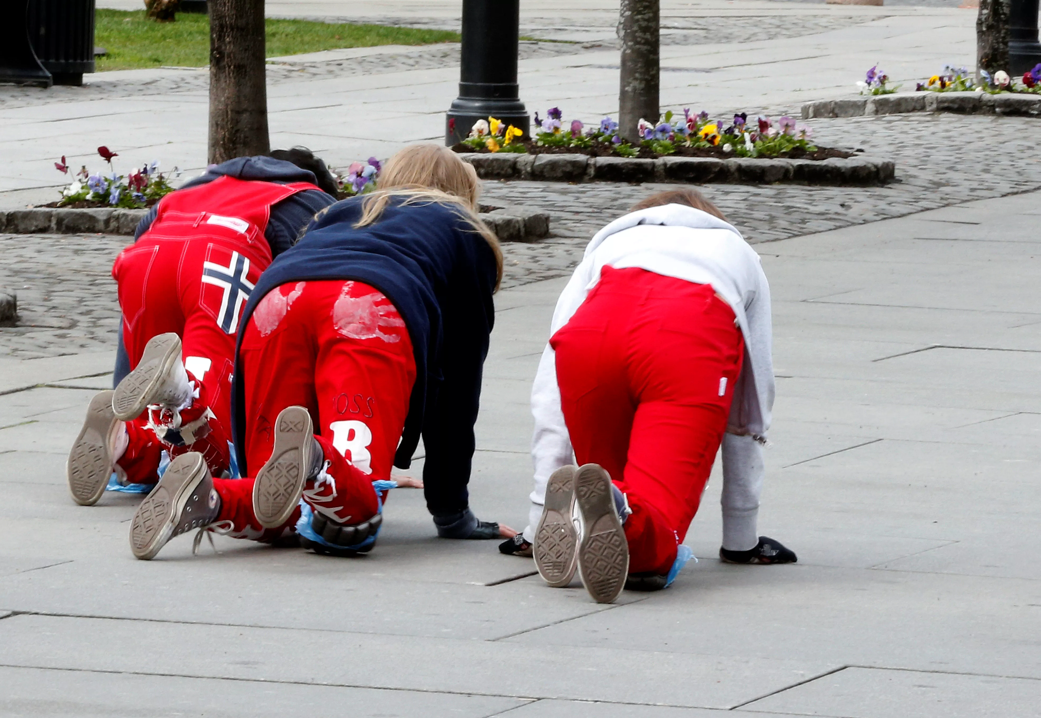 Ville lage motvekt til russelåtenes horebudskap