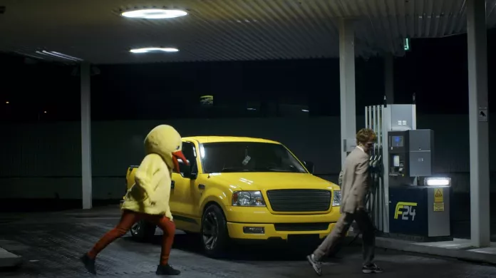 VIDEO: Tarantino møder Bamse og Kylling i ny musikvideo fra Kejser