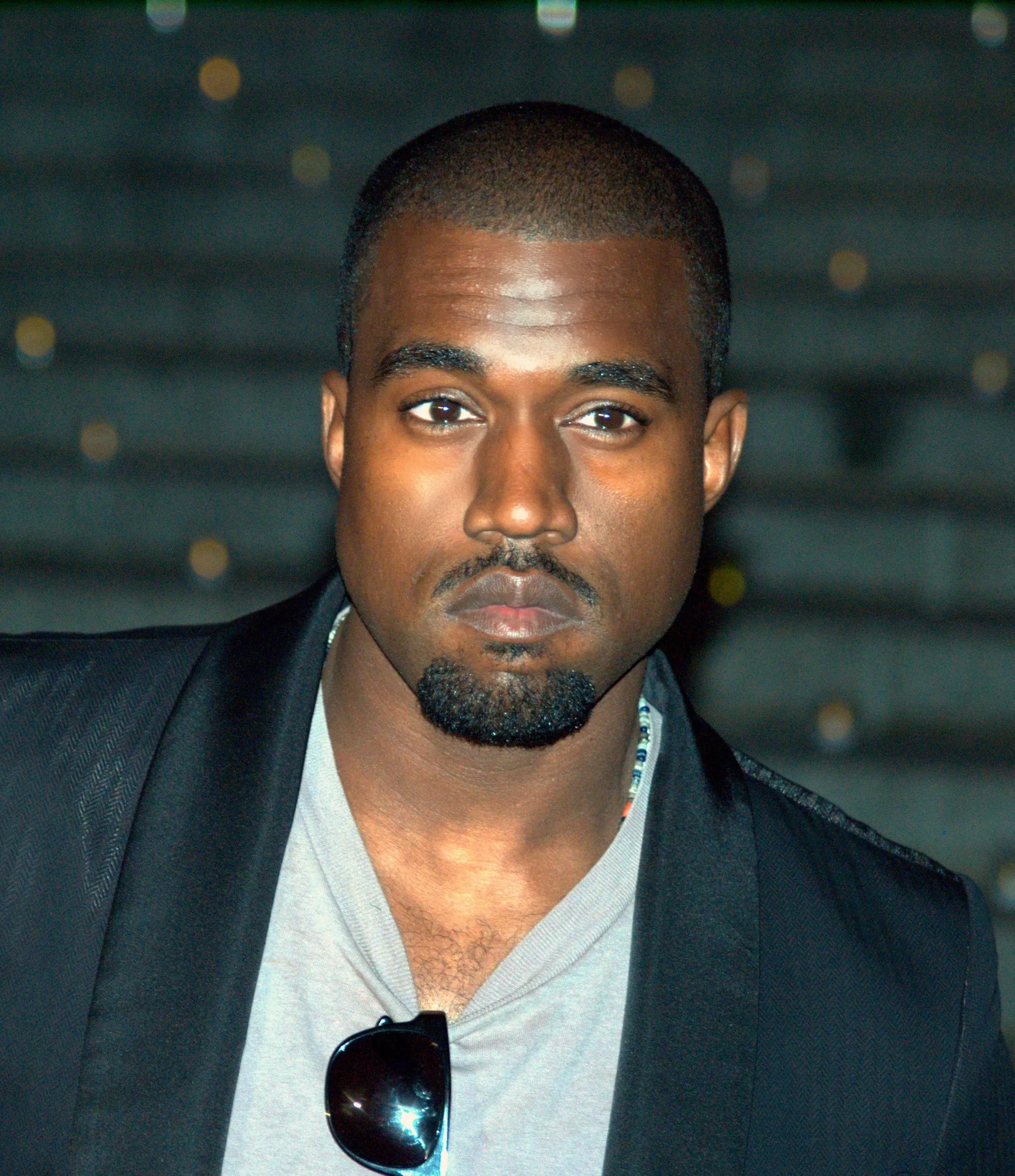Kanye West udgiver ny 17 minutter lang sang - hør den her