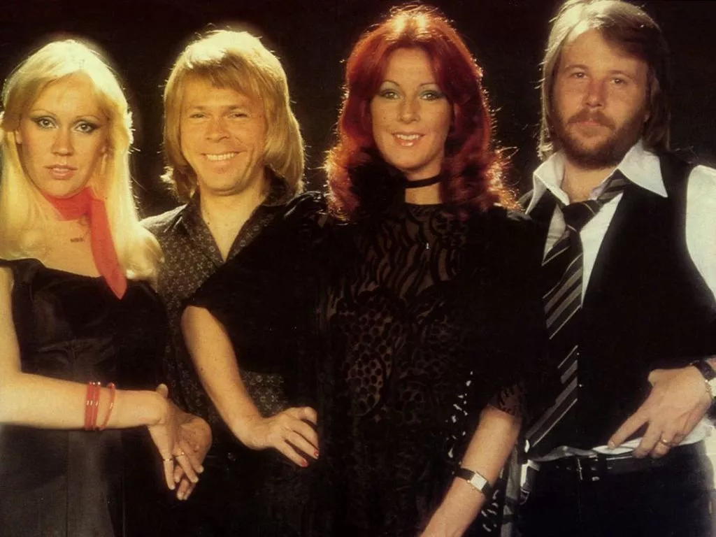 Hamna backstage med ABBA