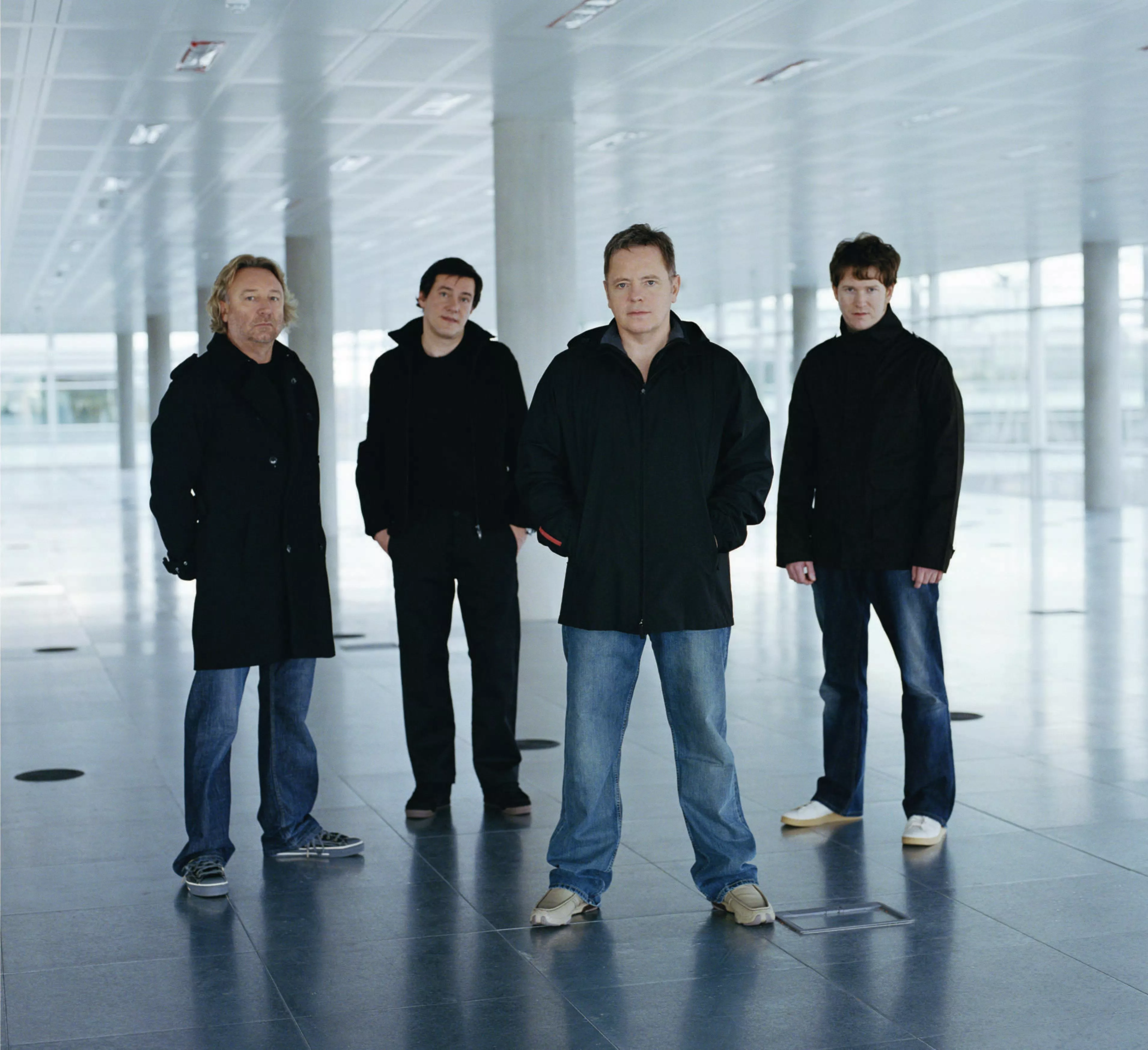 New Order vil udgive ep’er under tour