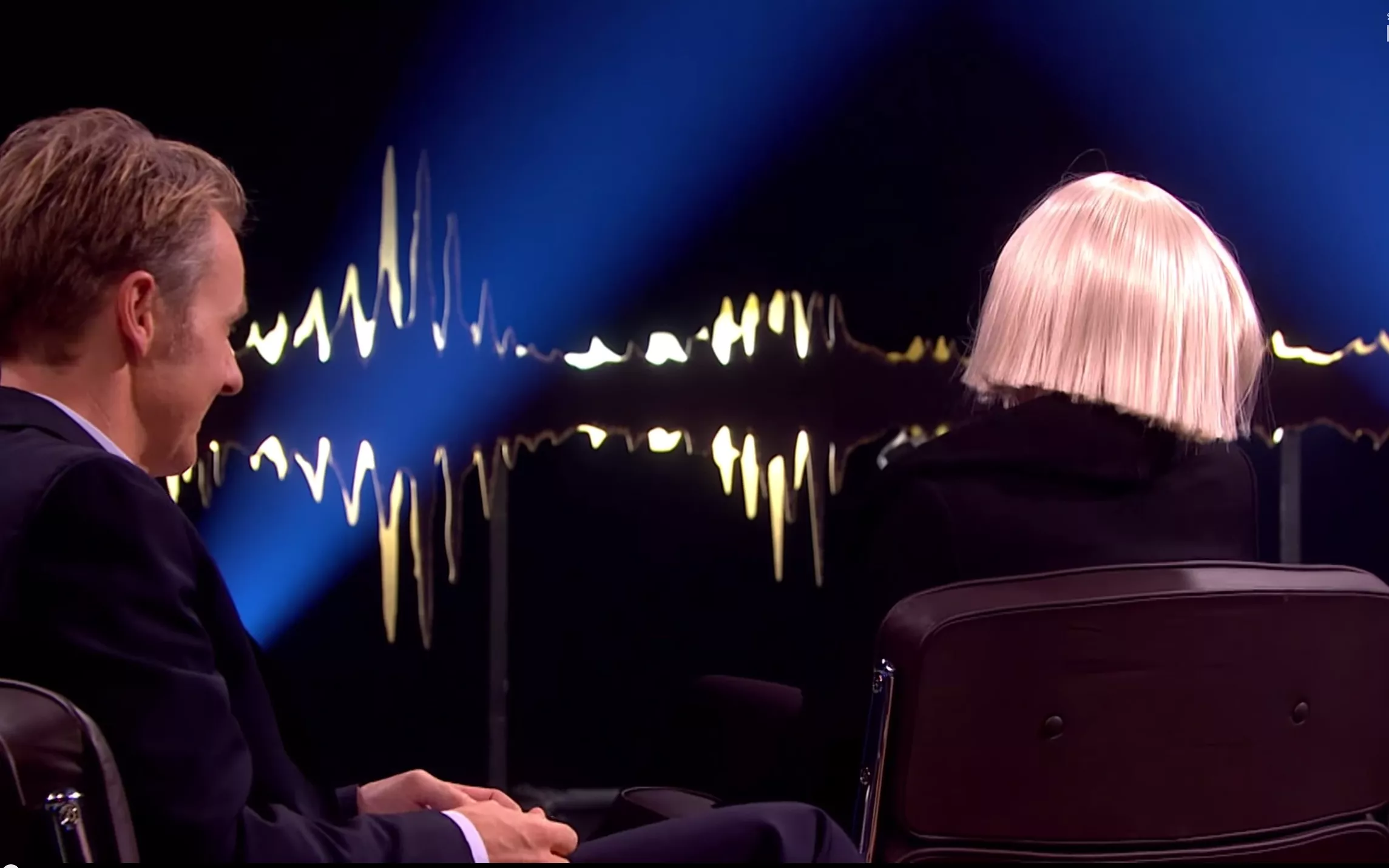 Hør Sias bidrag til Fifty Shades of Grey-filmen