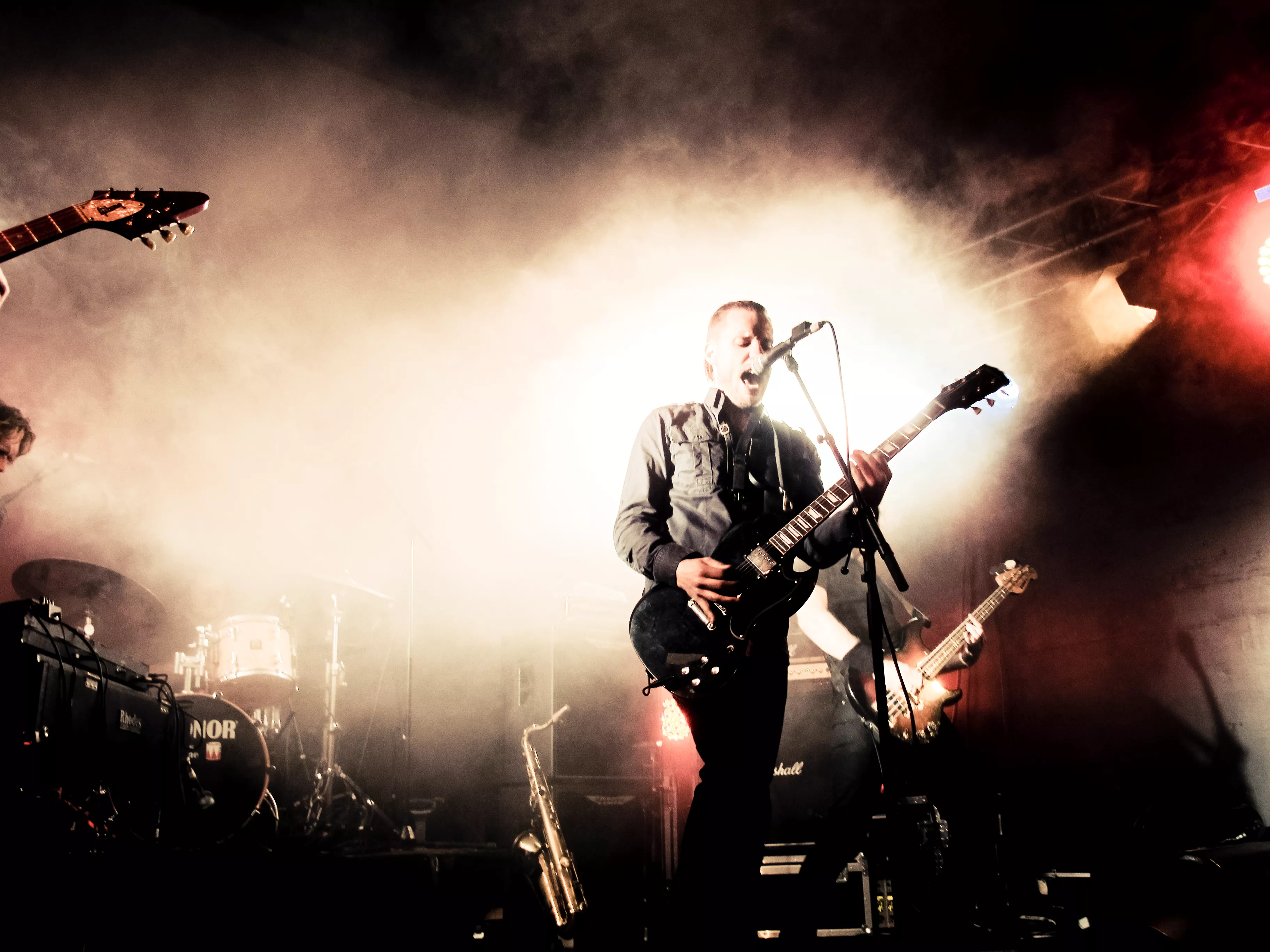 Shining slipper singelorientert studioalbum