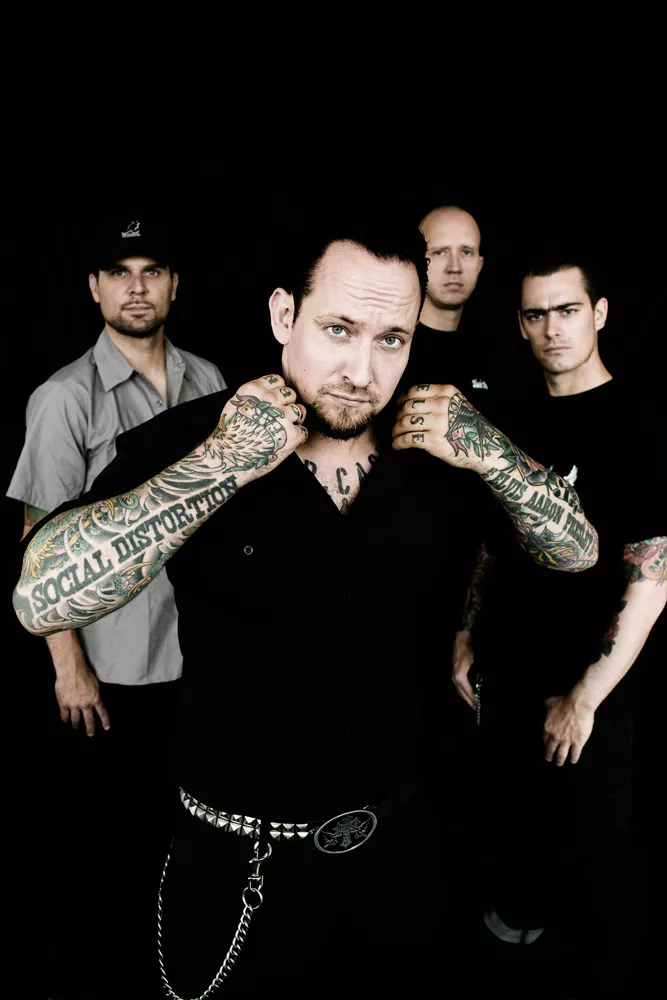 Volbeat: Beyond Hell/Above Heaven