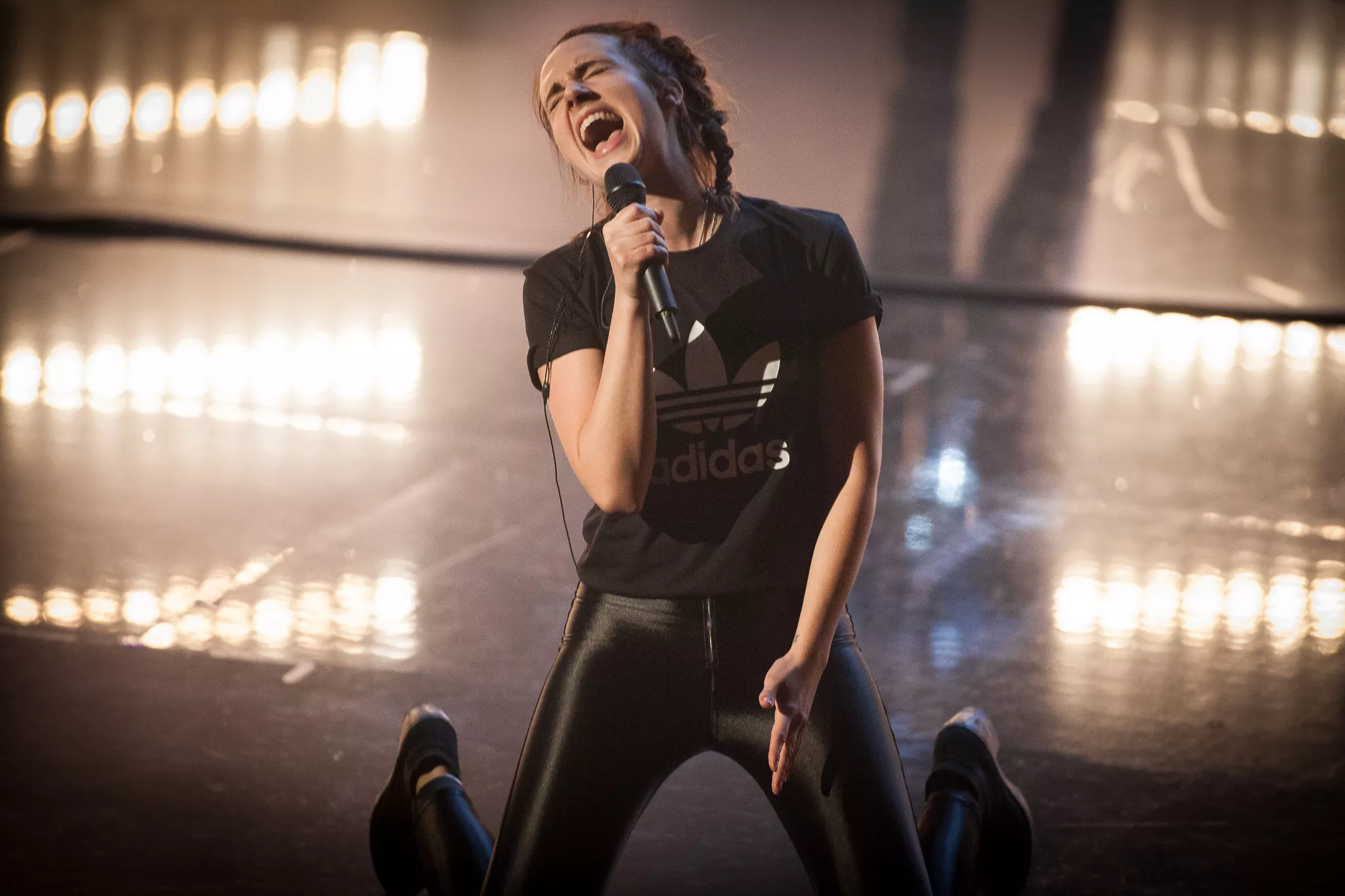 MØ starter kreativt onlineforum til sine fans