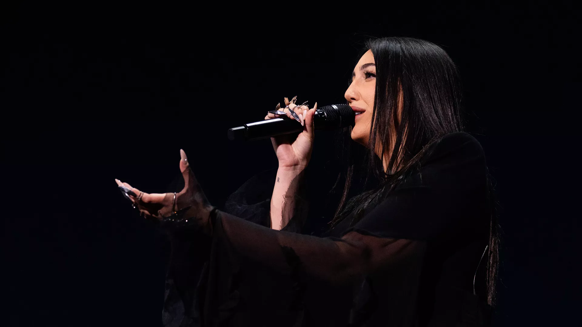 Nederländerna följer efter – kan lämna Eurovision