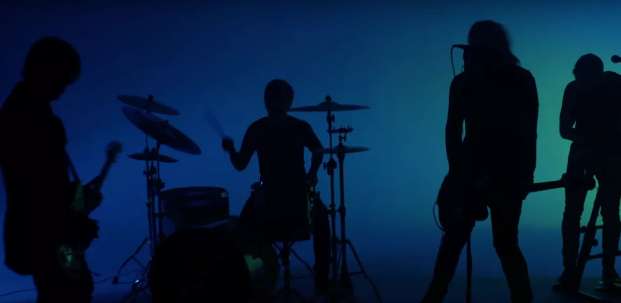 Rocksupergruppe afslører ny musikvideo