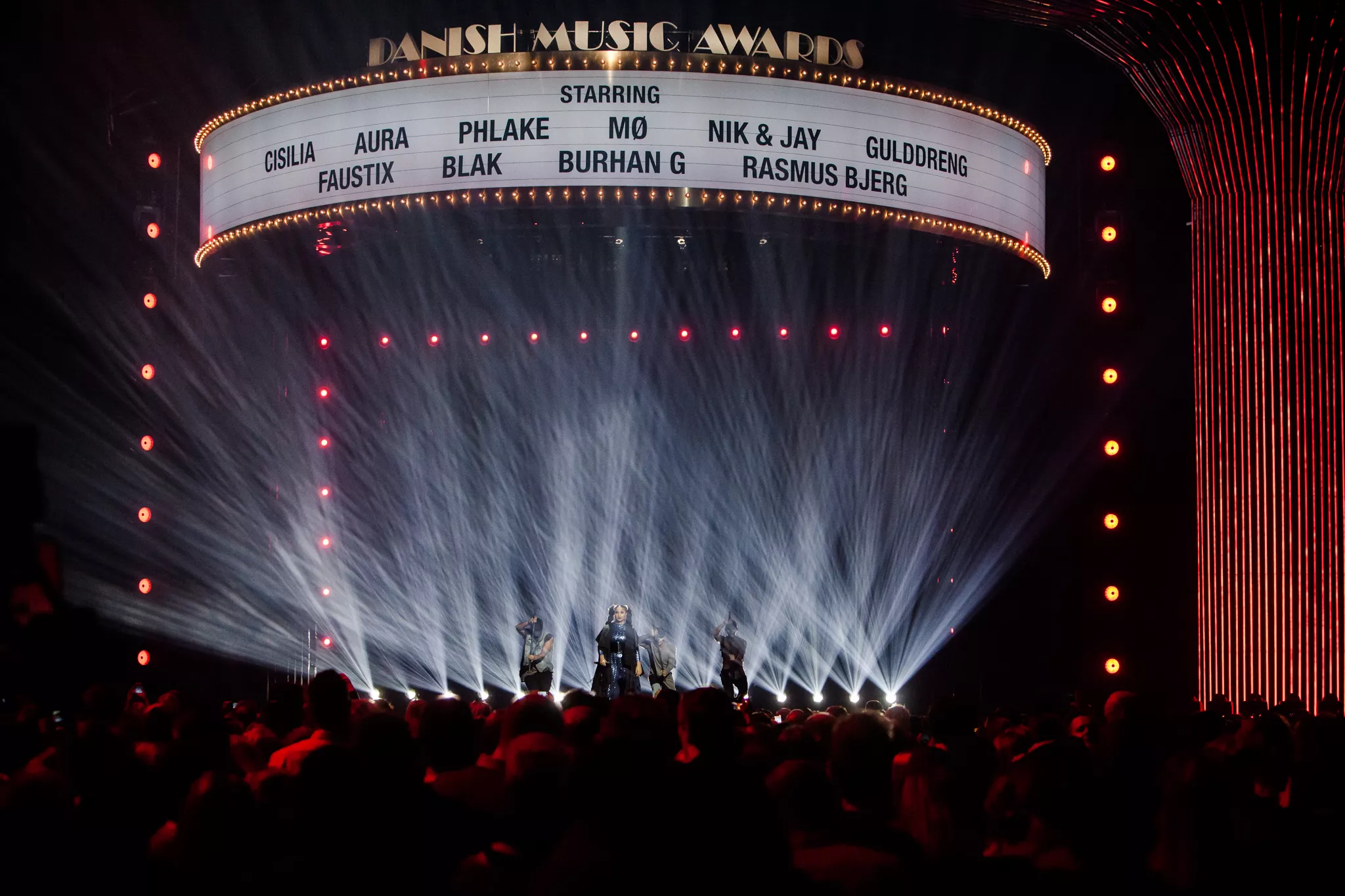 TV 2-redaktør svarer på kritik fra Mads Langer om Danish Music Awards