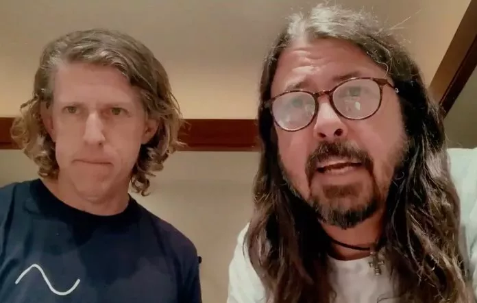 VIDEO: Dave Grohl og Greg Kurstin fortolker Beastie Boys' "Sabotage"