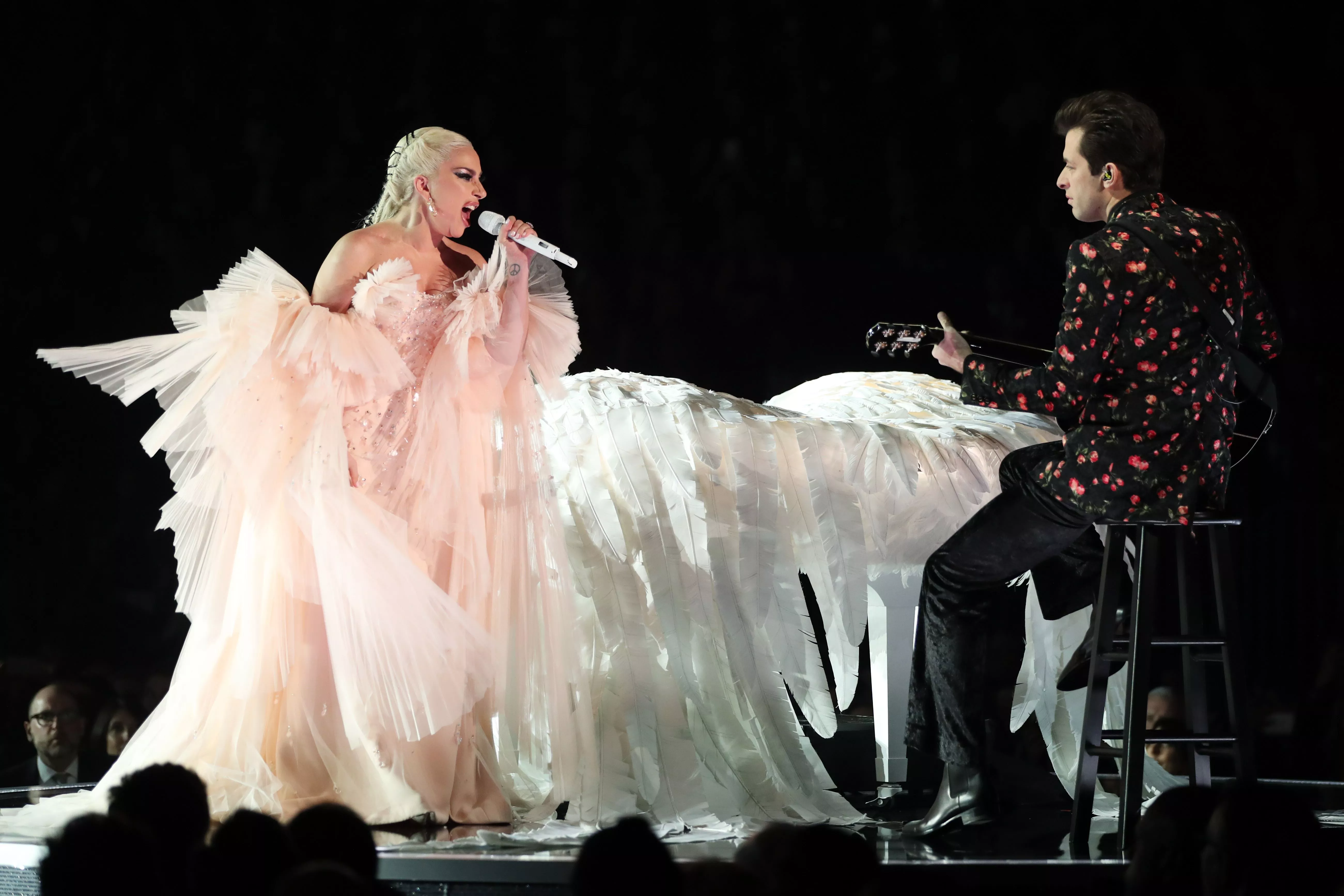 Lady Gaga avlyser sine resterende turnédatoer i Europa denne vinteren
