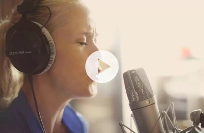 Video: Se Tina Dickow synge sin nye Aarhus-sang – på dansk