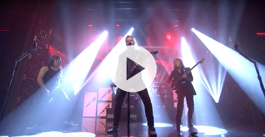 Metallica fremfører det nye nummer "Moth Into Flame" hos Jimmy Fallon