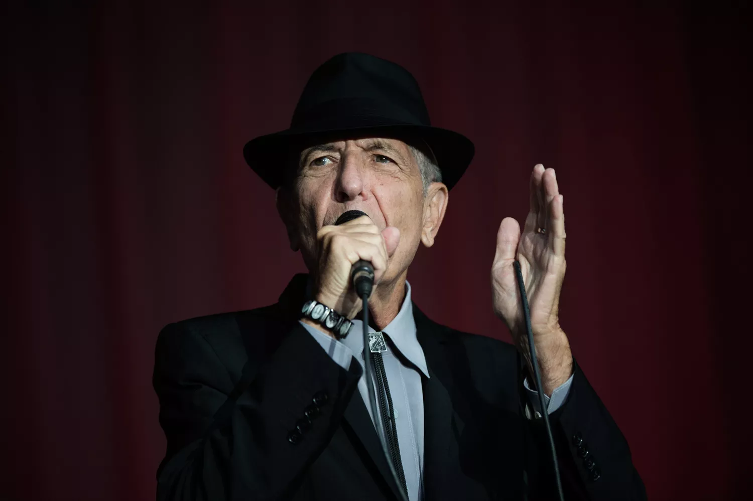 Fødselaren Leonard Cohen giver os alle sammen en musikalsk gave