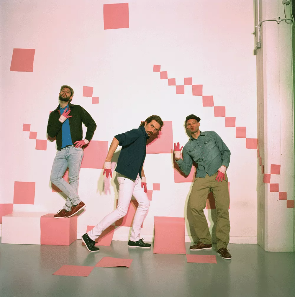 WhoMadeWho varmer op for !!!
