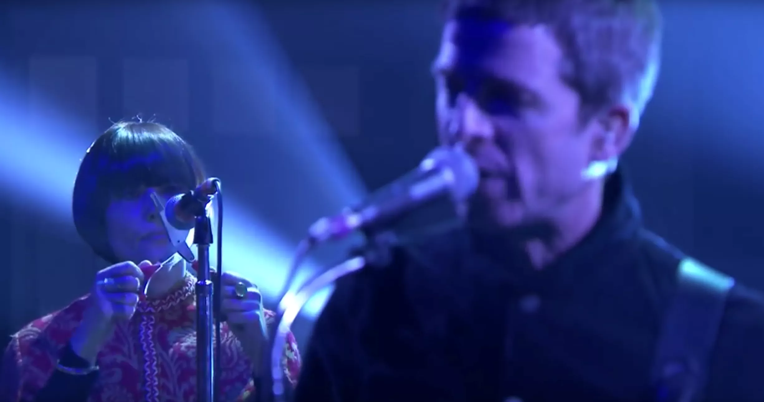 Noel Gallaghers saksespiller er tilbage – og nu kan hun høres