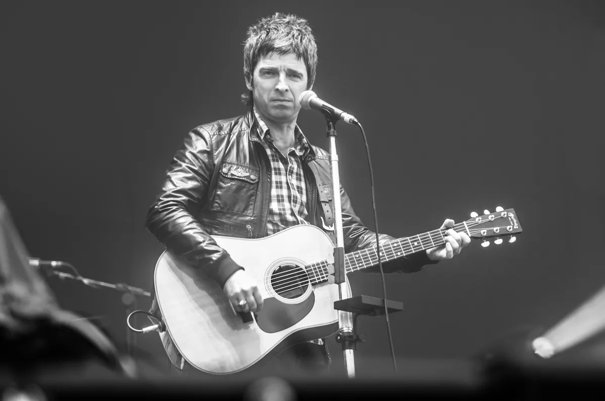 Noel Gallagher's High Flying Birds: Wirkola, Kollen