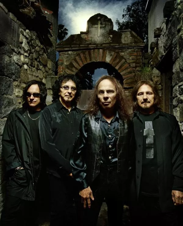 Black Sabbath-medlemmer udgiver album
