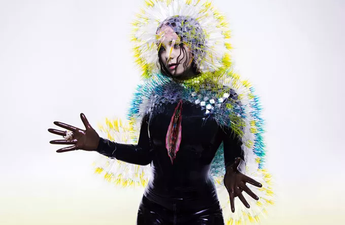 Björk hasteudgiver album nu
