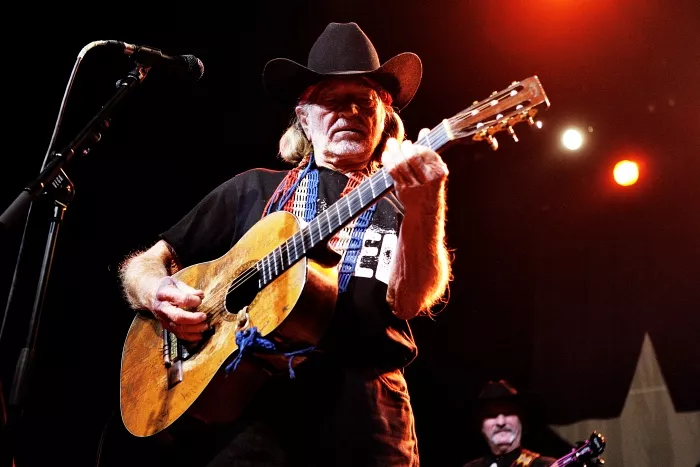Willie Nelson avlyser flere konserter grunnet sykdom