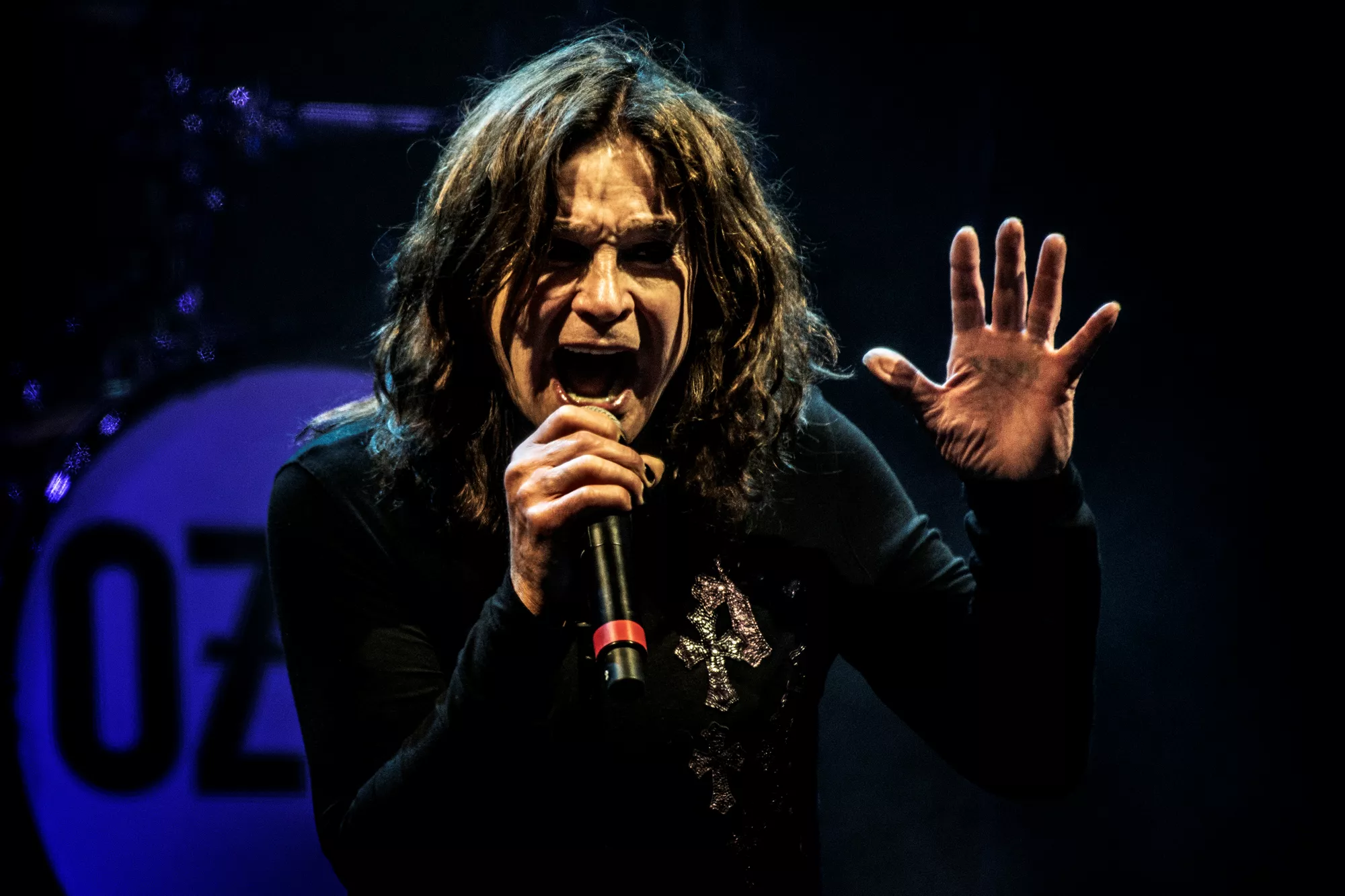 Ozzy Osbourne aflyser turné – skal i behandling 
