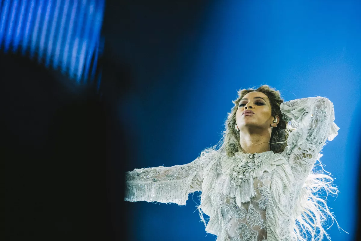 Nattens Grammy-show: Se gravid Beyoncé stjæle showet