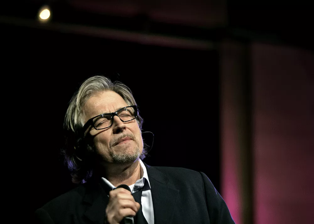 Lars H.U.G. fylder 60 – og lover nyt album i 2014