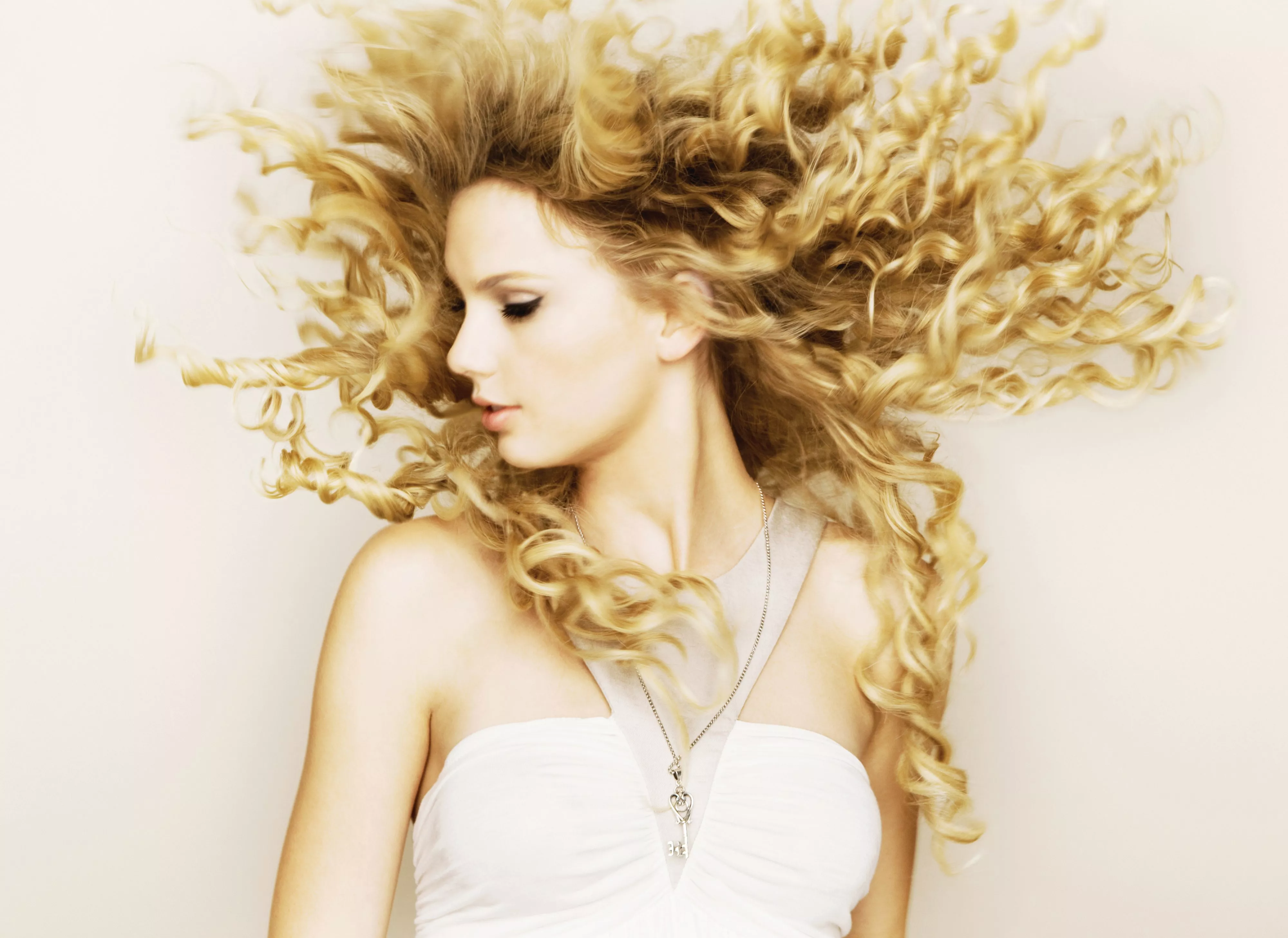 Taylor Swifts næste album handler om smertefuld kærlighed